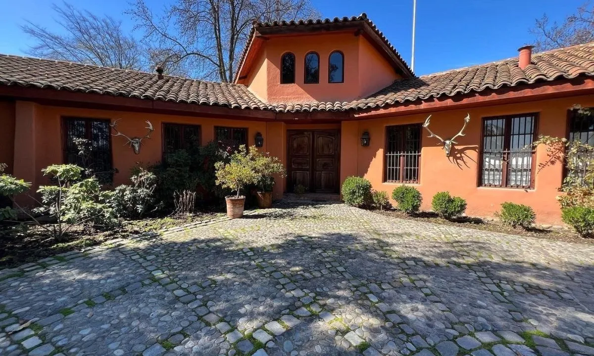 casa-en-los-lirios-requinoa-01